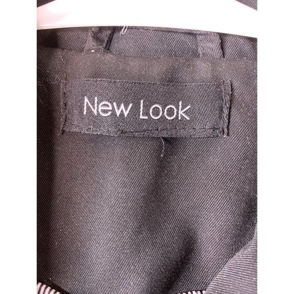 Womens Nu Look Gibson Black 2 Button Cuffable Blazer Small Petite 6199 - Picture 8 of 10